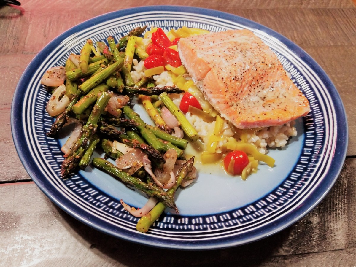 Food & Wine Magazine – Shallow Poached Salmon (A&nbsp;Review)